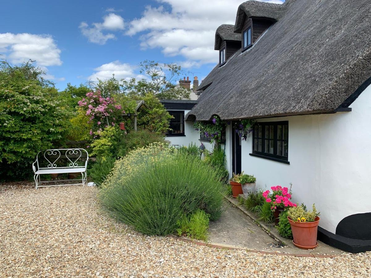 The Cottage Studio Wool Exterior photo